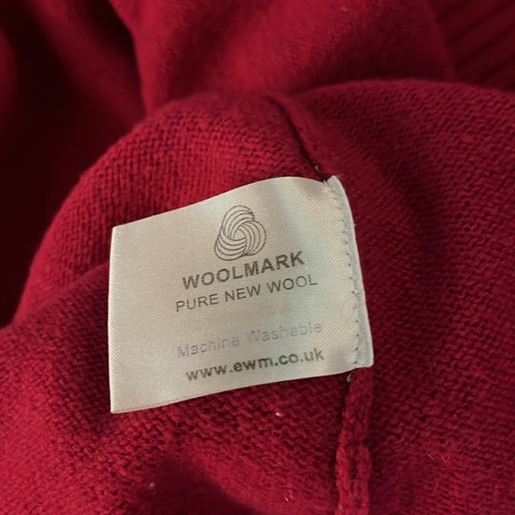 Wool Scottish Sweater - Picture 7 of 7